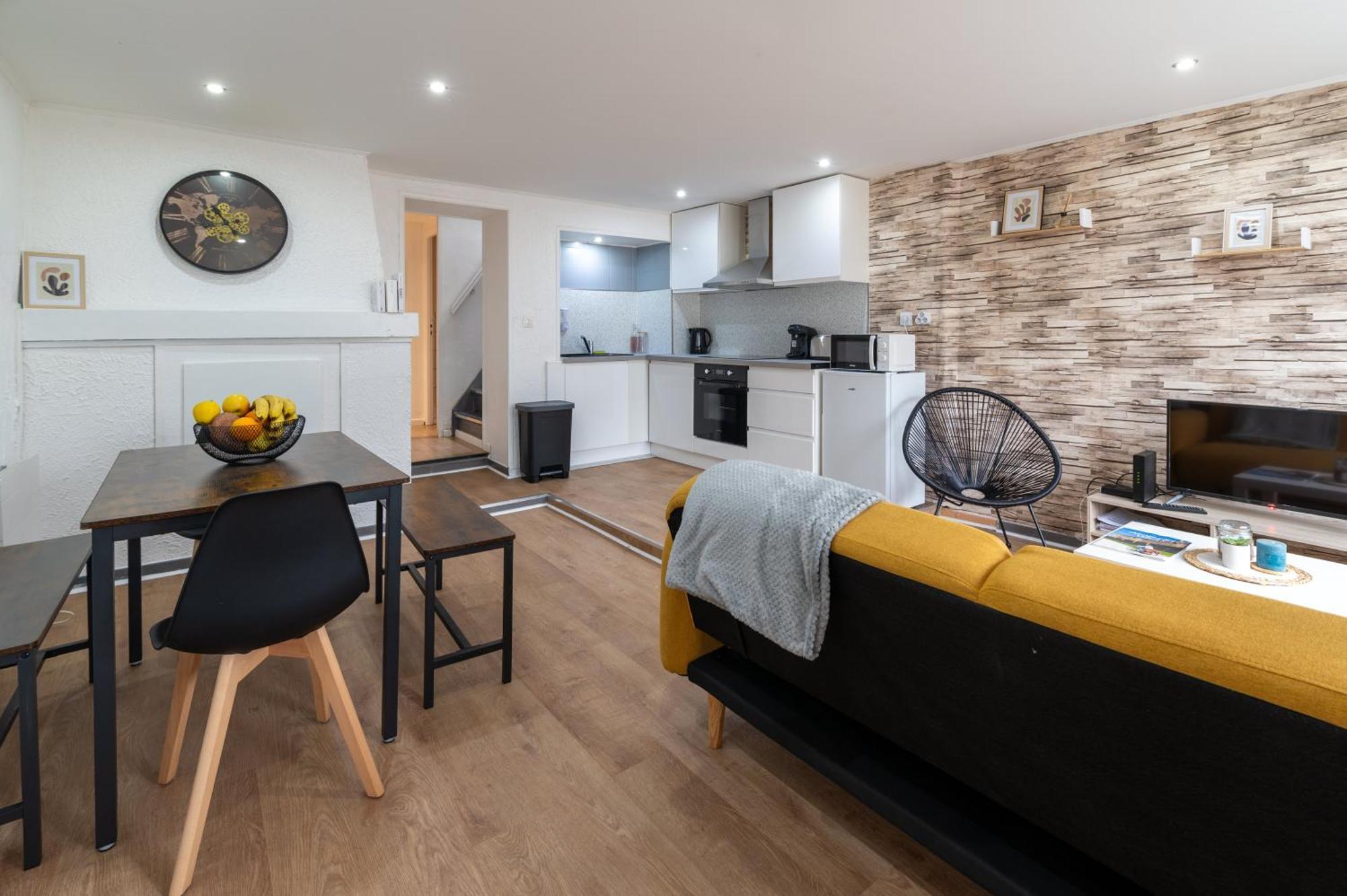55M2 Cosy Au Calme Avec Terrasse Et Box Individuel Villa Nouzonville ภายนอก รูปภาพ